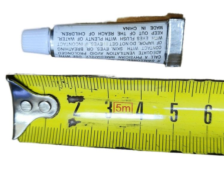 Набор для ремонта изделий из ПВХ, лодок, матрасов, игрушек и прочих изделий / Клей ПВХ