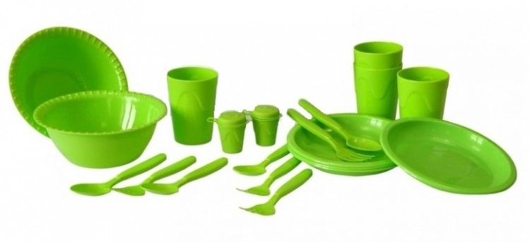 Набор посуды для пикника на 4 персоны