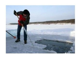 Пила для льда с деревянной ручкой